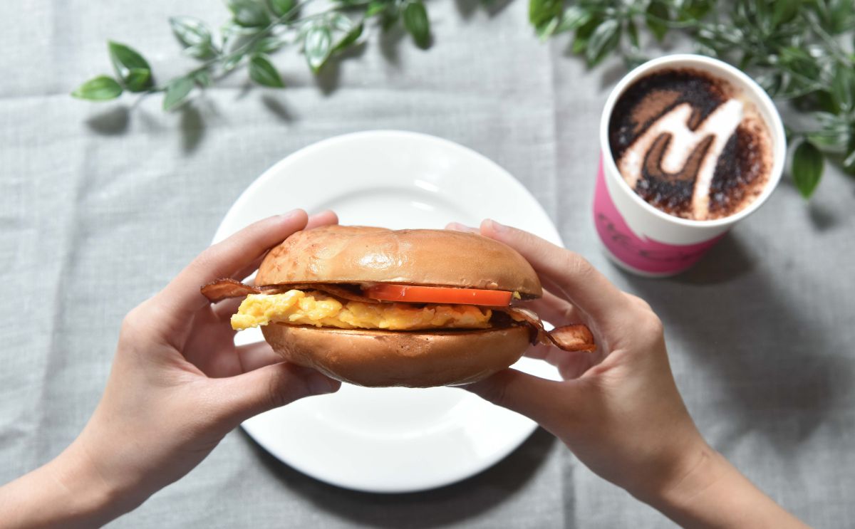 早餐新選擇！麥當勞推期間限定「焙果堡系列」，加碼送2500杯黑咖啡