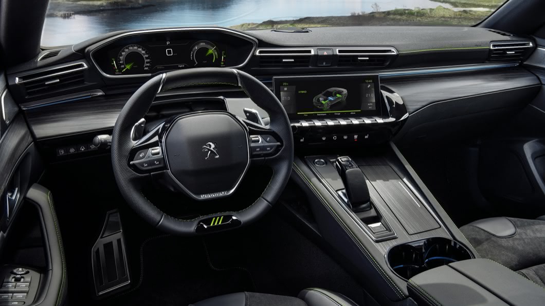 全數位顯示儀表和10吋高清觸控螢幕，預計將帶來相當不錯的使用體驗。(圖片來源/ Peugeot)