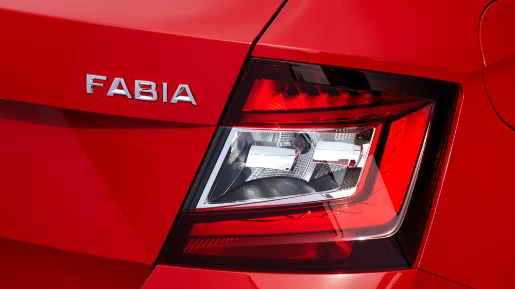 現行Fabia為2014年發表的第3代版本，並於2018年進行小改款更新。(圖片來源/ Škoda)