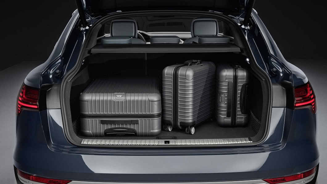 無論是e-tron或者e-tron Sportback都具備實用空間機能。(圖片來源/ Audi)