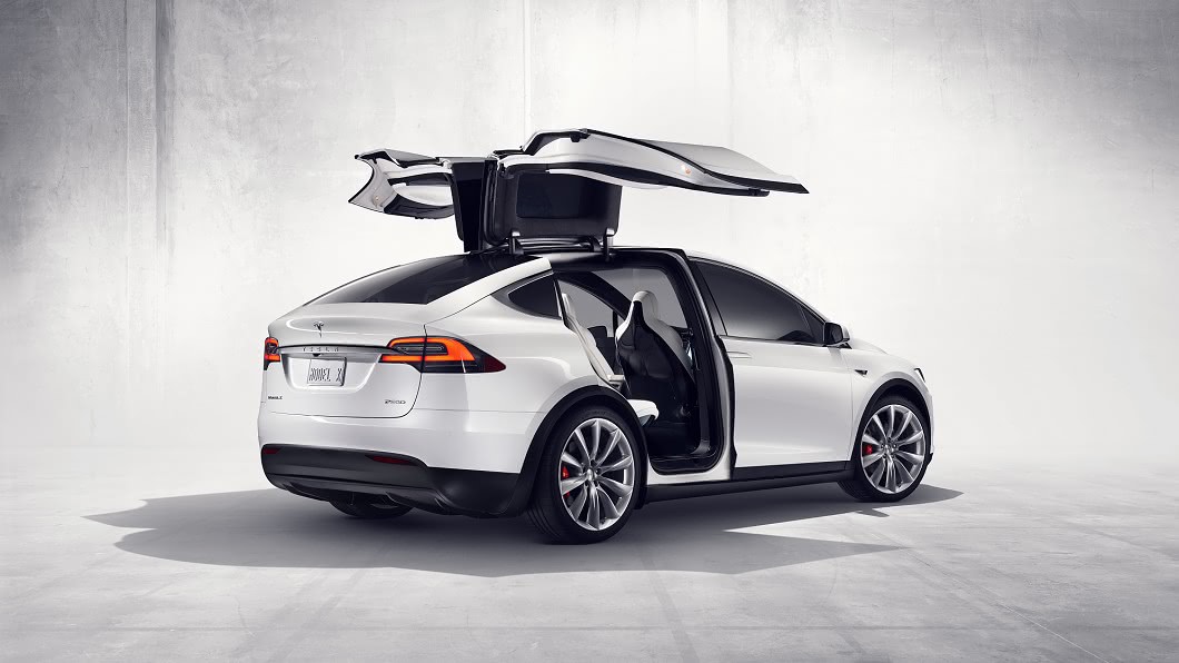 以Model X為例，充滿電量的充電費用與一般歐系渦輪增壓引擎車款相去不多。(圖片來源/ Tesla)