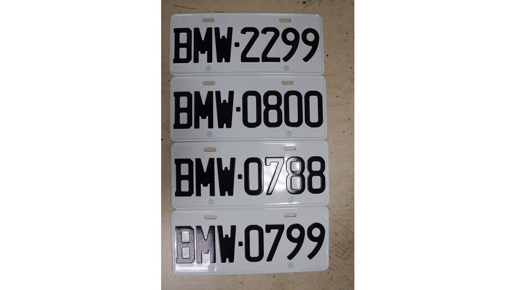 BMW競標號碼從BMW-0788到BMW-0808，以及BMW-2299等共計20副車牌。(圖片來源/ 公路總局)