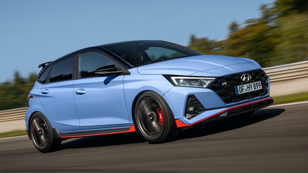 Hyundai日前公布了全新i20 N的相關細節,從外觀配色上就可以嗅到強烈存在感。(圖片來源/ Hyundai) 直接挑戰歐系鋼砲 全新Hyundai i20 N亮相
