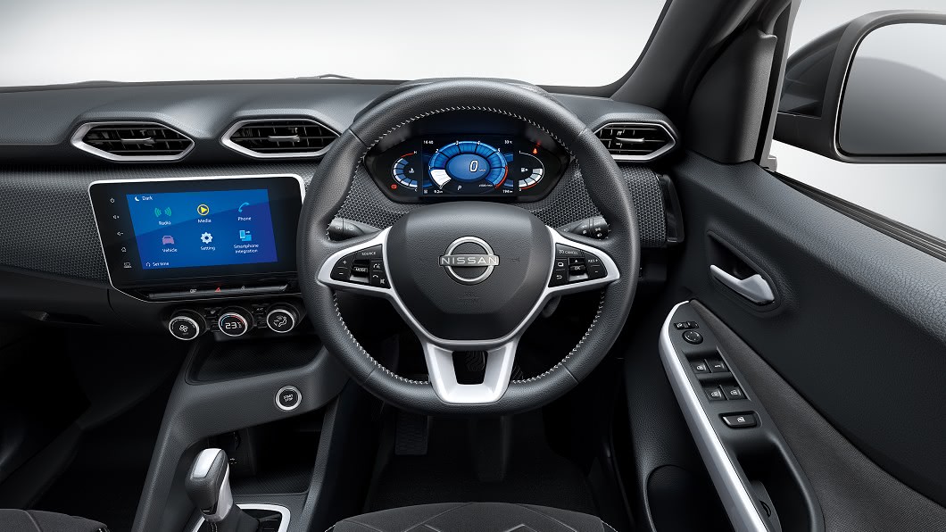 車內植入7吋數位儀錶板搭配8吋中控台觸控螢幕。(圖片來源/ Nissan)