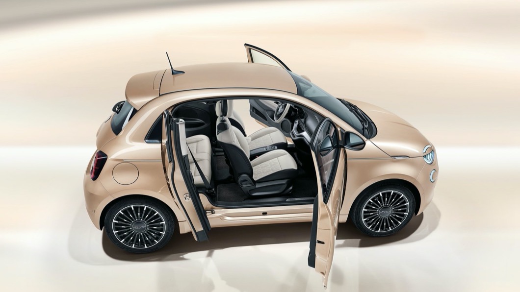 為了符合客戶的後排使用需求，Fiat替這款新車將開啟一扇全新的門。(圖片來源/ Fiat)