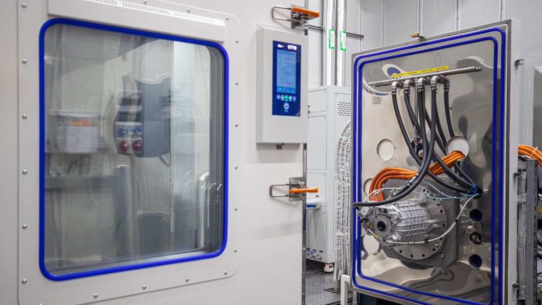 Volvo已經陸續設立電動車開發中心、電池實驗室與電動機實驗室等開發設施。(圖片來源/ Volvo)