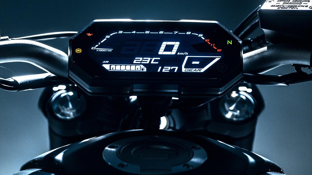 MT-07換上全新數位儀表，可查看車輛資訊。(圖片來源/ Yamaha)