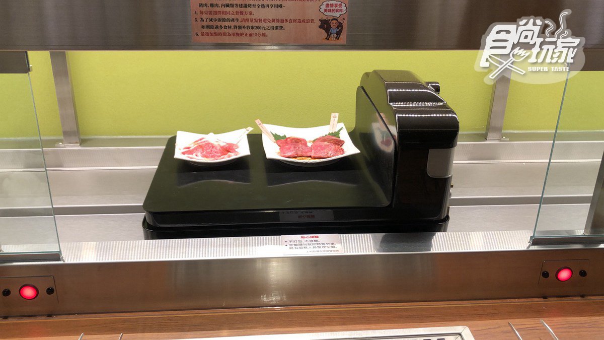 【新開店】一人599元100品燒肉吃到飽！日本超夯「上村牧場」登台，貼心燒肉列車直送到桌