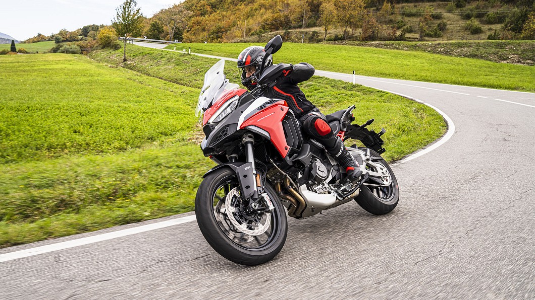 Multistrada V4具備大量電控配備，包含騎乘模式可選擇，更能適應各種騎乘狀態。(圖片來源/ Ducati)