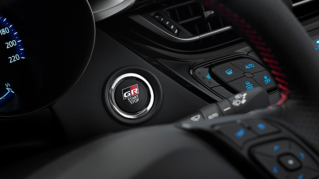 引擎啟動鈕印有GR Sport圖騰。(圖片來源/ Toyota)