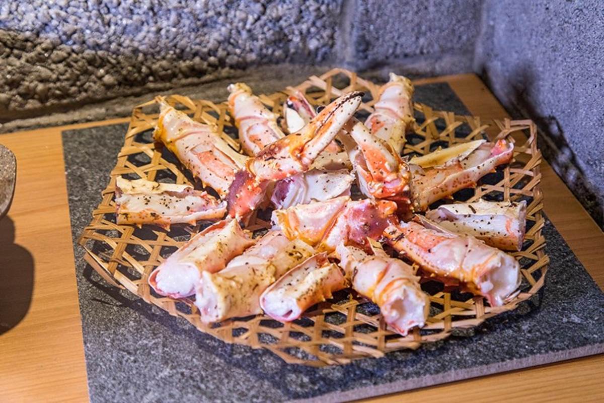 秋冬就是要吃蟹！台北日式海鮮餐廳「1蟹3吃」超霸氣，嗆蝦、鮮鮑魚也必點