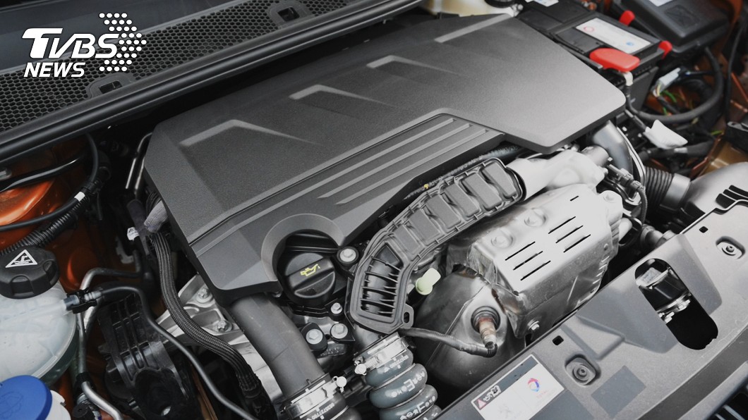 2008 GT採用1.2升三缸渦輪增壓引擎，可以創造出155匹最大馬力。