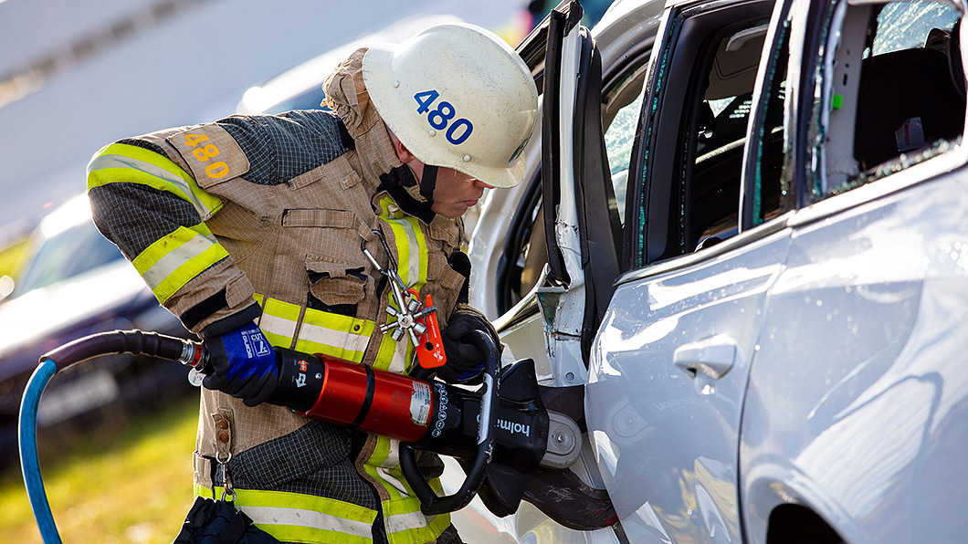 Volvo將提供高空墜落測試數據給予救援單位，作為擬定新一代救援程序之用。(圖片來源/ Volvo)