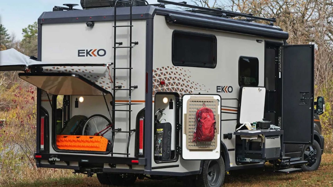 Winnebago這次把腦筋動到了Ford Transit上，打造出一款名為Ekko的露營車。(圖片來源/ Winnebago)