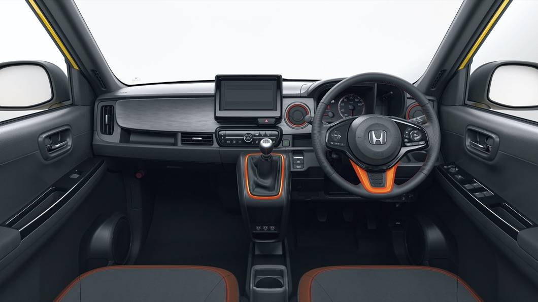 內裝部分的變化包含冷氣出風口造型的改變，以及儀表板造型的不同外。(圖片來源/ Honda)