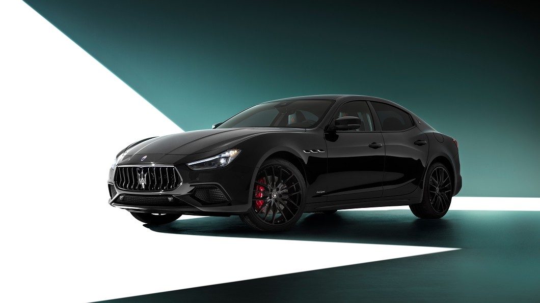 Maserati性能轎跑Ghibli及品牌旗艦Quattroporte新年式小改款抵台。(圖片來源/ Maserati) 小改款Ghibli與Quattroporte即將抵台 觸控螢幕加大、車載系統升級