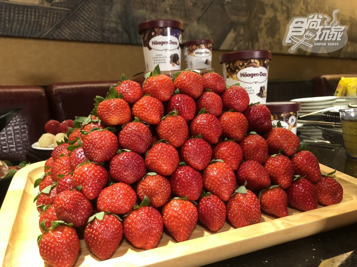 草莓控快筆記！北中南20家必吃爆品：20公分草莓塔、18顆鑽石級飲品、奶蓋布丁冰