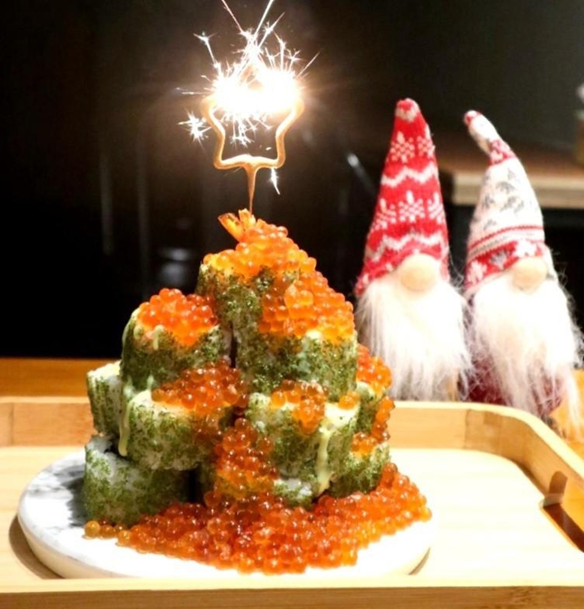 【新開店】北海道「山崩鮭魚卵」這裡吃！厚版花壽司「超狂耶誕樹」現省140元爽嗑