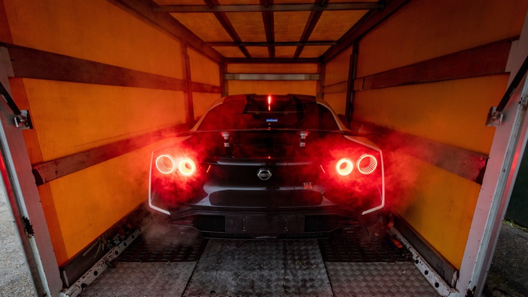 Nissan與義大利設計公司Italdesign合作，創作出限量50部的GT-R50。(圖片來源/ Italdesign)