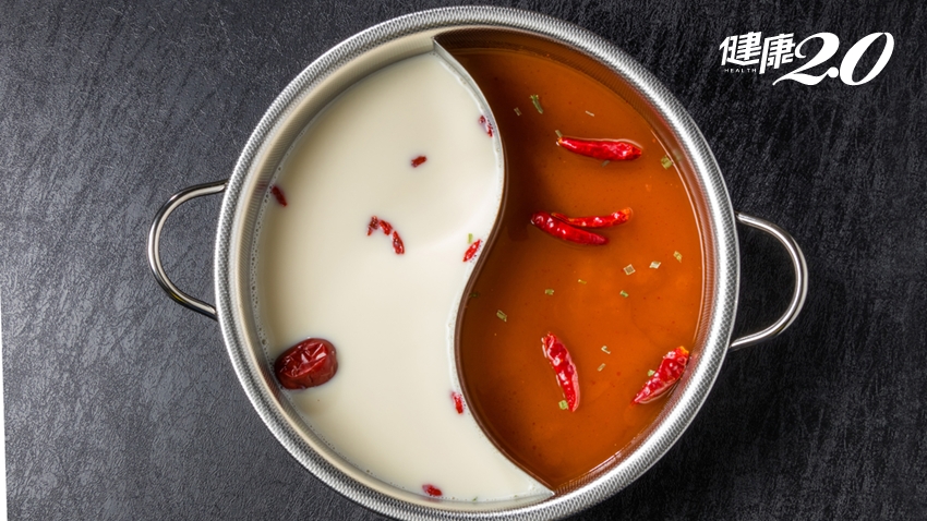 食品科學系教授警告：「火鍋湯底」解凍別放室溫！打包湯底注意3件事