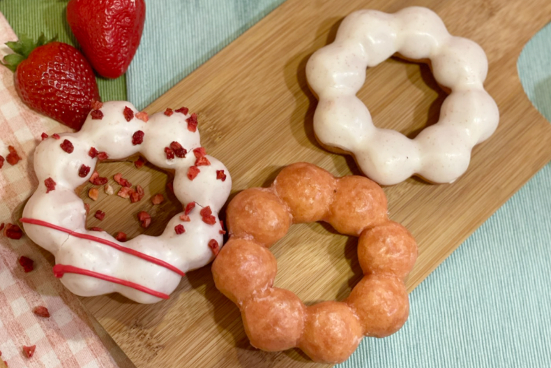 Mister Donut豪奢白雪草莓季，這2週加碼「買三送一」！14款夢幻新品一次吃個夠