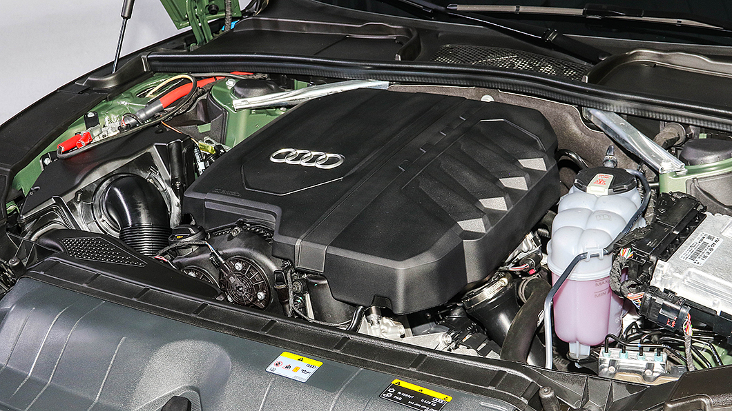 動力心臟皆為整合12V輕油電系統之2.0 TFSI引擎。