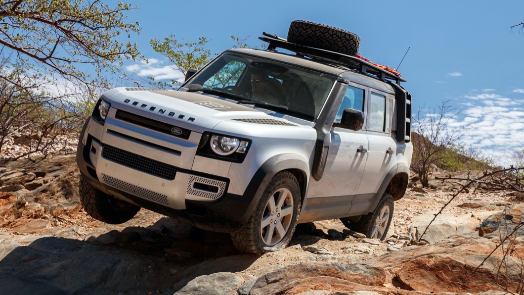 全新Defender這次帶來「探險家套件」供消費者選擇，除了創造硬派Outdoor風格，同時更能增加車輛實用機能。(圖片來源/ Land Rover)