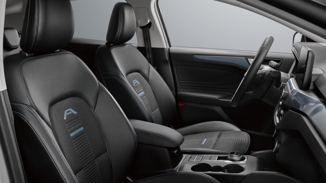 內裝呈現方面，延續Focus車系年輕且個性化的風格，在細節部分加入更多個性化元素。(圖片來源/ Ford)