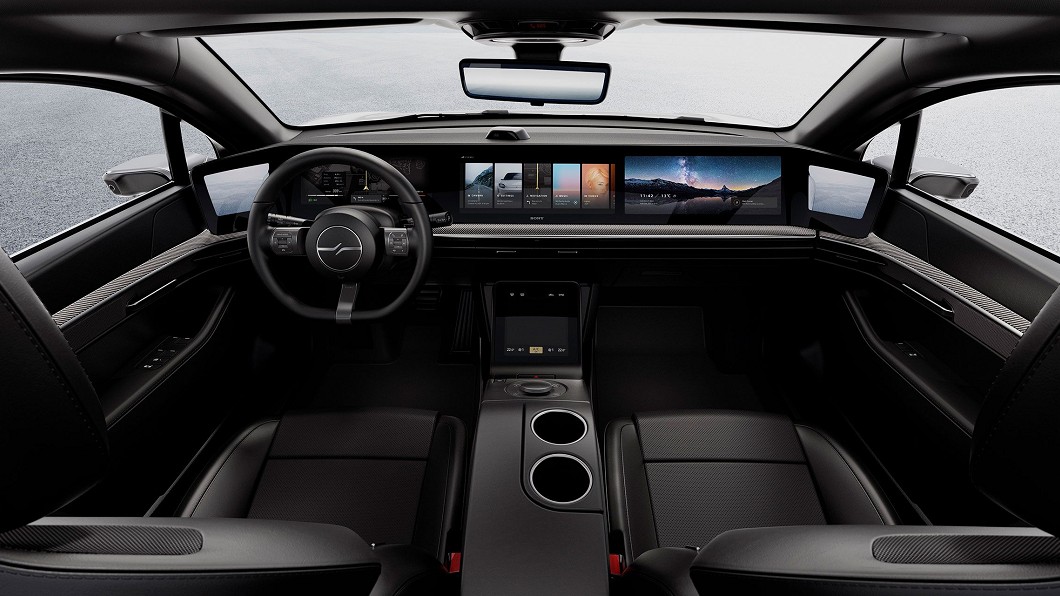 車內大量使用液晶螢幕作為顯示與控制介面。(圖片來源/ Sony)
