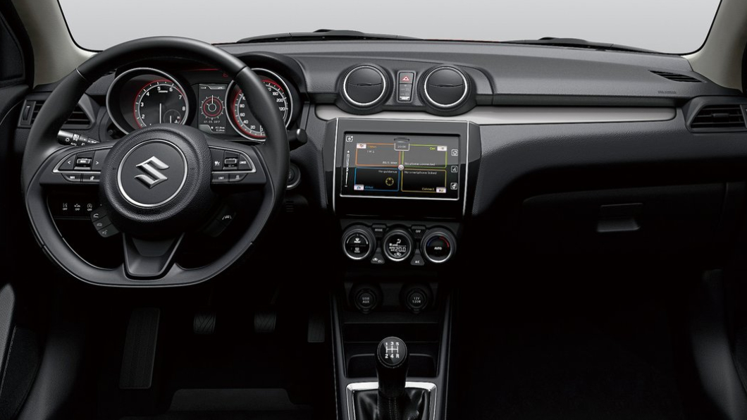 Swift儀表上增加一面4.2吋數位螢幕，可隨時查看車輛狀態，而同步將中央觸控螢幕列為標準配備。(圖片來源/ Suzuki)