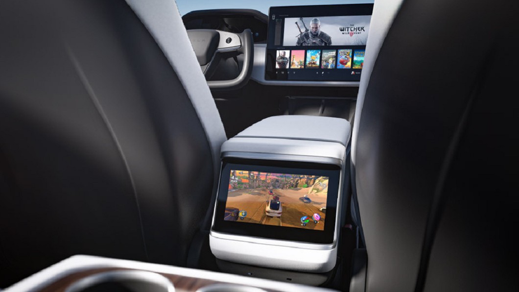 後座螢幕在改款更新中來到Model S與Model X車內。(圖片來源/ Tesla)