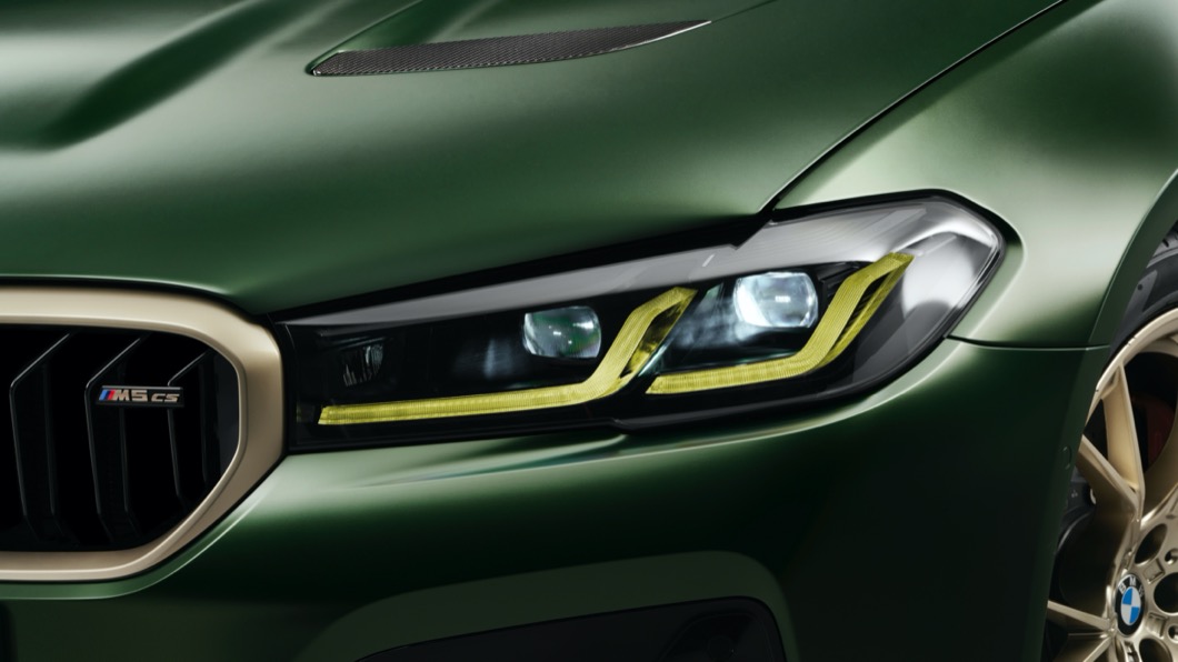 M5 CS的LED日行燈竟是以黃光呈現，而非傳統白色光。(圖片來源/ BMW)