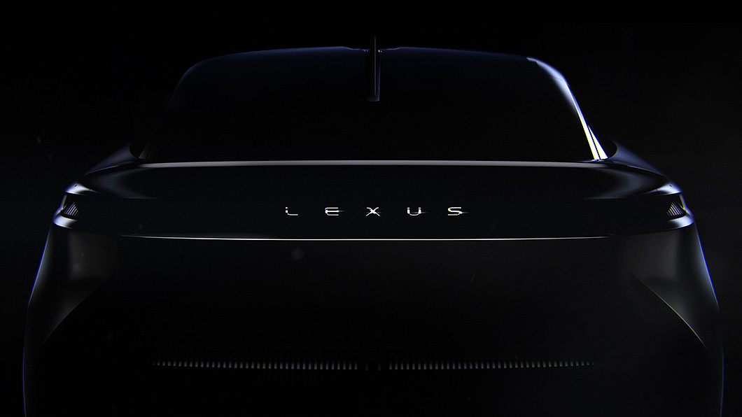 車尾除垂直穩定翼，還可看到改用品牌拼音字母的車尾識別方式。(圖片來源/ Lexus)