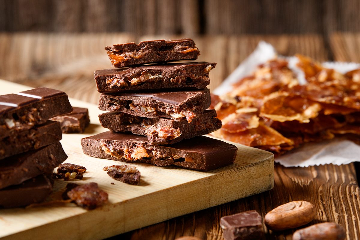 「火腿巧克力」敢吃嗎？肉品專家挑戰味蕾極限，推出「伊比利火腿」與「培根脆片」巧克力