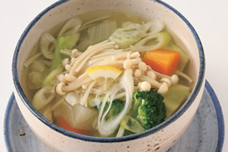 中午喝這2碗「排毒瘦身湯」，燃燒脂肪超簡單！日本減肥專家教你養成「不胖體質」