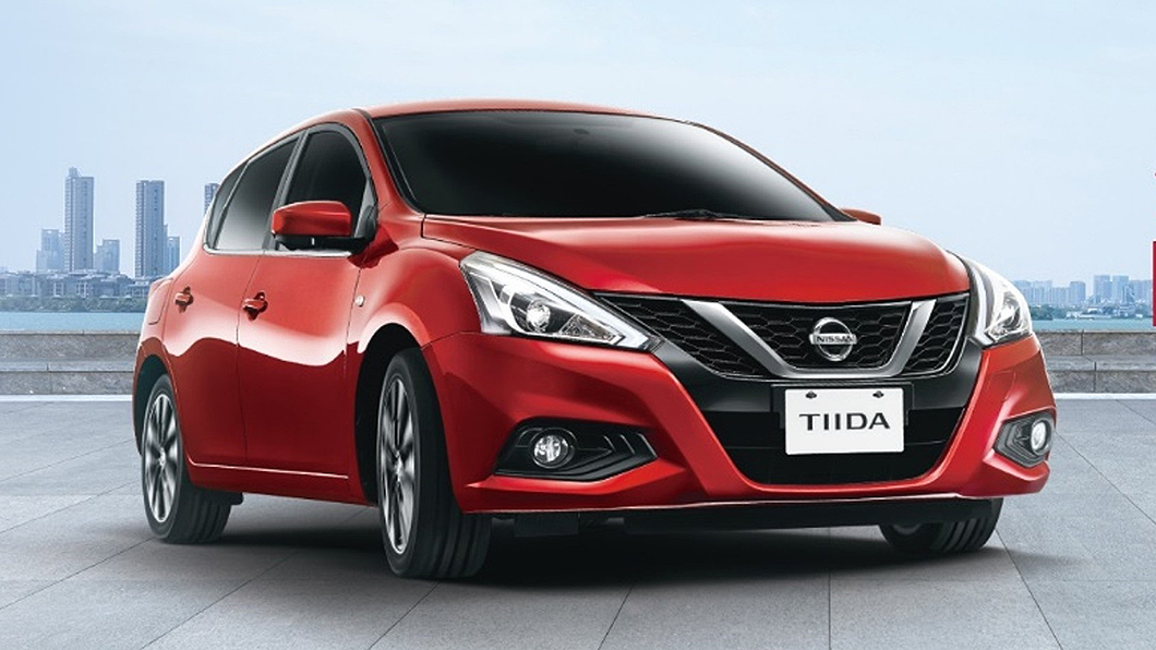小7推薦Nissan Tiida，因為他認為可以用小車的價錢買到中型車的車格CP值最高。