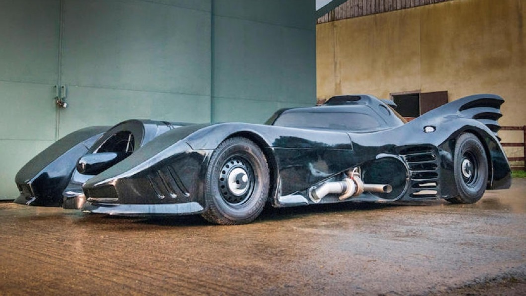 英國Bonhams MPH拍賣網上出現一部精心打造的蝙蝠車複製品。(圖片來源/ Bonhams MPH)