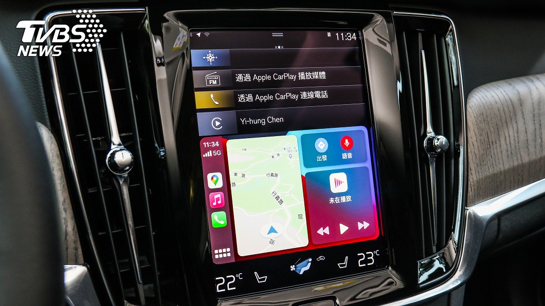 Sensus多媒體資訊整合系統具備及Apple CarPlay、Android Auto等智慧型手機連結等功能，導航系統則須加價選配。