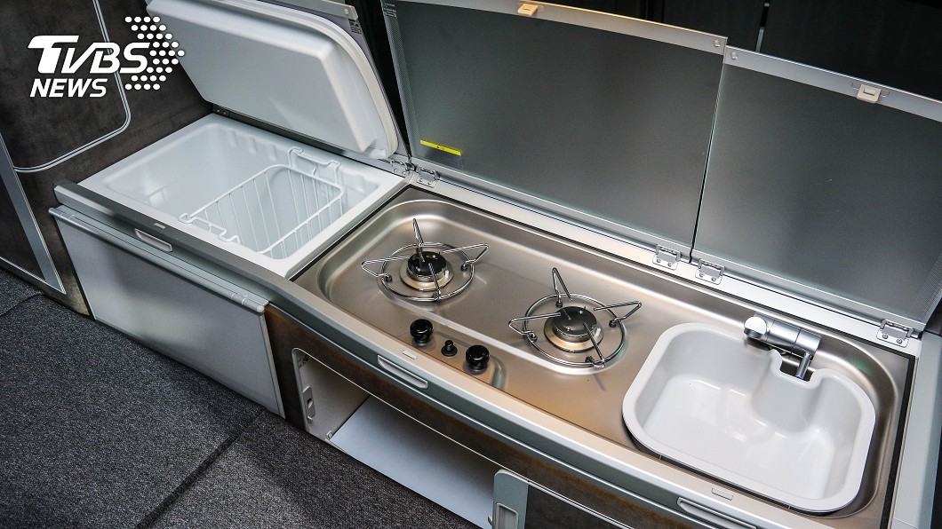 Ocean配備有冷藏冰箱、雙孔瓦斯爐與洗滌槽。