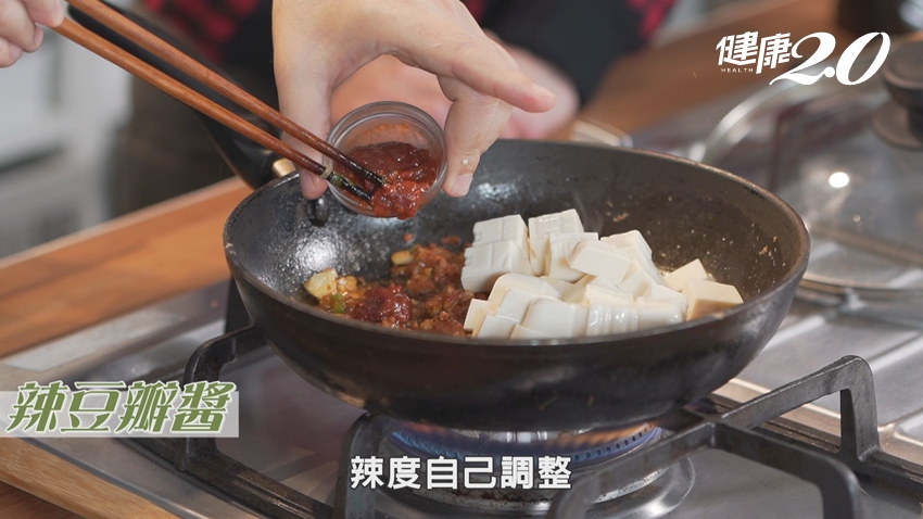 豆腐「這樣切」完美不爛！名廚教你：10分鐘做出麻婆豆腐，不用勾芡