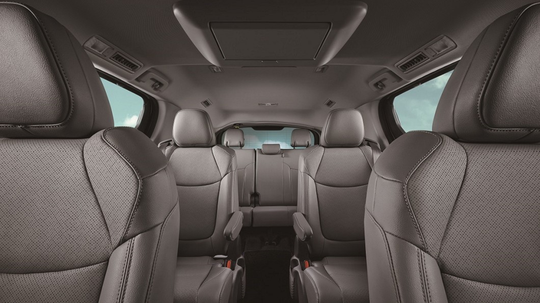Sienna全面採用2/2/3的七人座配置。(圖片來源/ Toyota)