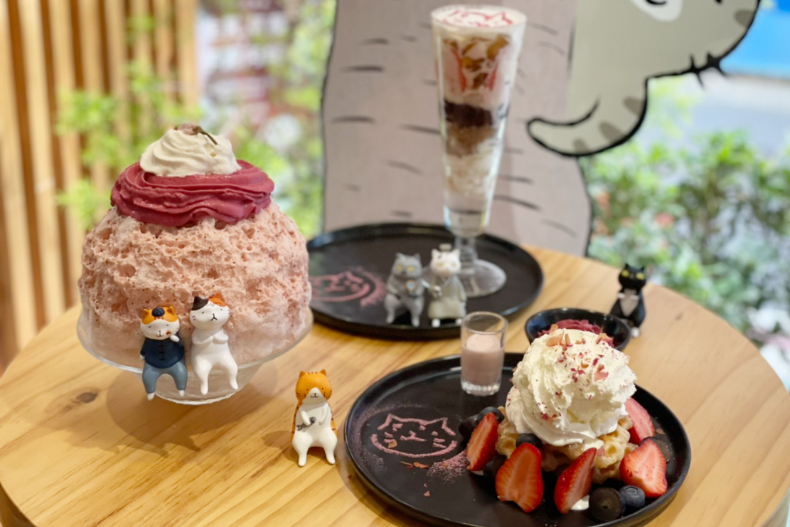 超夢幻「粉紅富士山」限定登場！永康街名店聯名最萌貓小姐，強推3款「粉紅櫻莓甜點」
