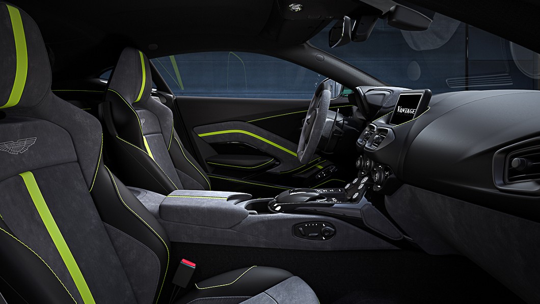 Vantage F1 Edition內裝可選萊姆綠對比縫線。(圖片來源/ Aston Martin)
