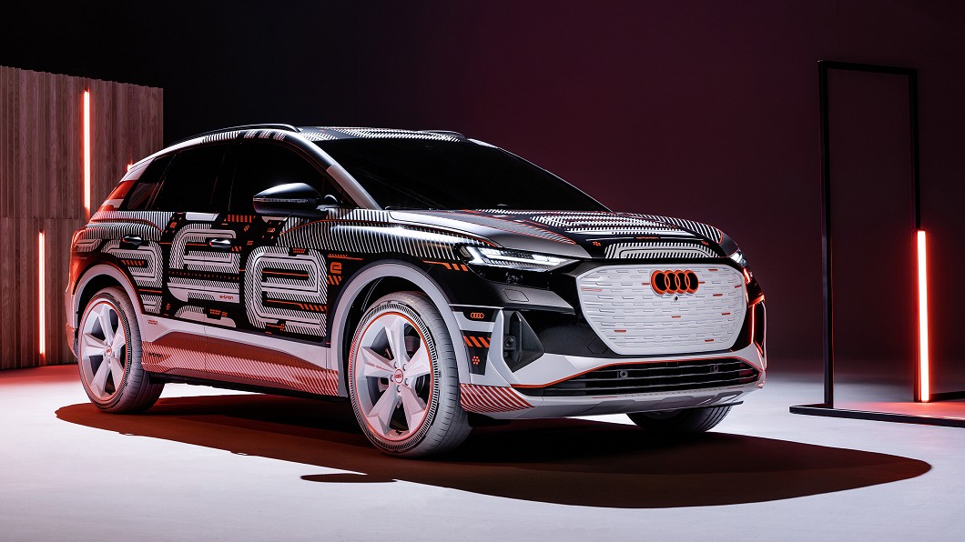 Audi e-tron確定將於歐洲時間4月14日全球首演。(圖片來源/ Audi) 會是Model Y大勁敵? Q4 e-tron預告14日發表