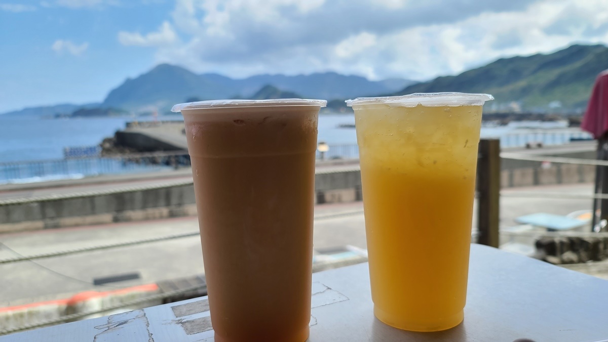 拍完「飛天掃帚」順路吃！潮境公園現撈小卷配海景，獨特「鹿角菜」涼拌超下飯