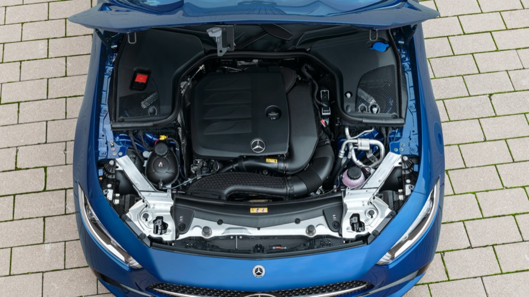 動力配置方面CLS仍帶來多元的汽柴油動力選項，部分車型也搭載48V輕油電系統。(圖片來源/ M-Benz)