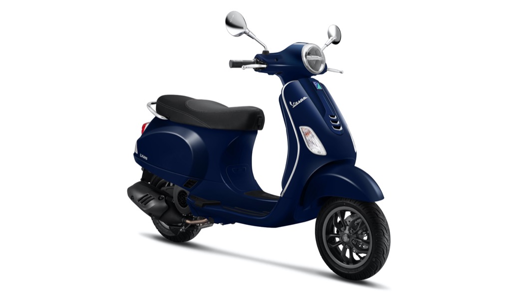 Vespa總代理太古運通也特別向原廠爭取,再次復刻生產Vespa LX 125 i-get FL星空藍。(圖片來源/ Vespa) Vespa LX 125 i-get FL售價10.59萬 星空藍車色經典復刻