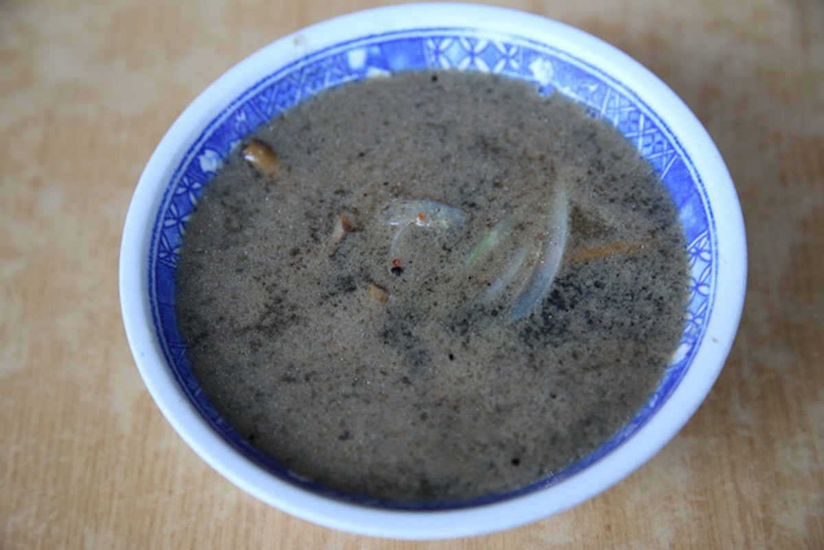 台南炒鱔魚的活歷史！百年老字號外帶也好吃，獨門鱔魚湯別處喝不到