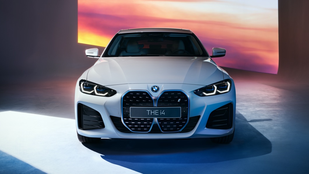 BMW先前也公布了搭載M Sport套件的i4樣貌。(圖片來源/ BMW)