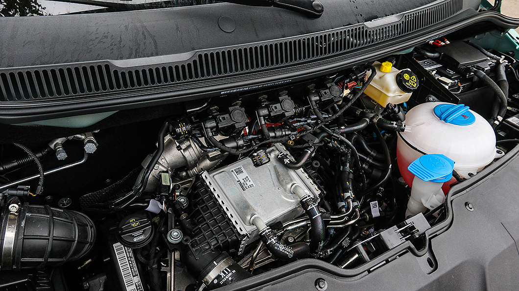 動力心臟為199匹馬力輸出2.0 TDI雙渦輪增壓引擎。(圖片來源/福斯商旅)